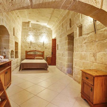 Il-Palma Holiday Farmhouse With Sunny Private Pool In Island Of Gozo Għarb Exterior foto