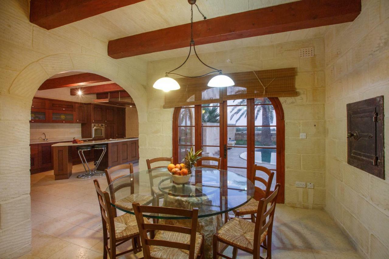 Il-Palma Holiday Farmhouse With Sunny Private Pool In Island Of Gozo Għarb Exterior foto
