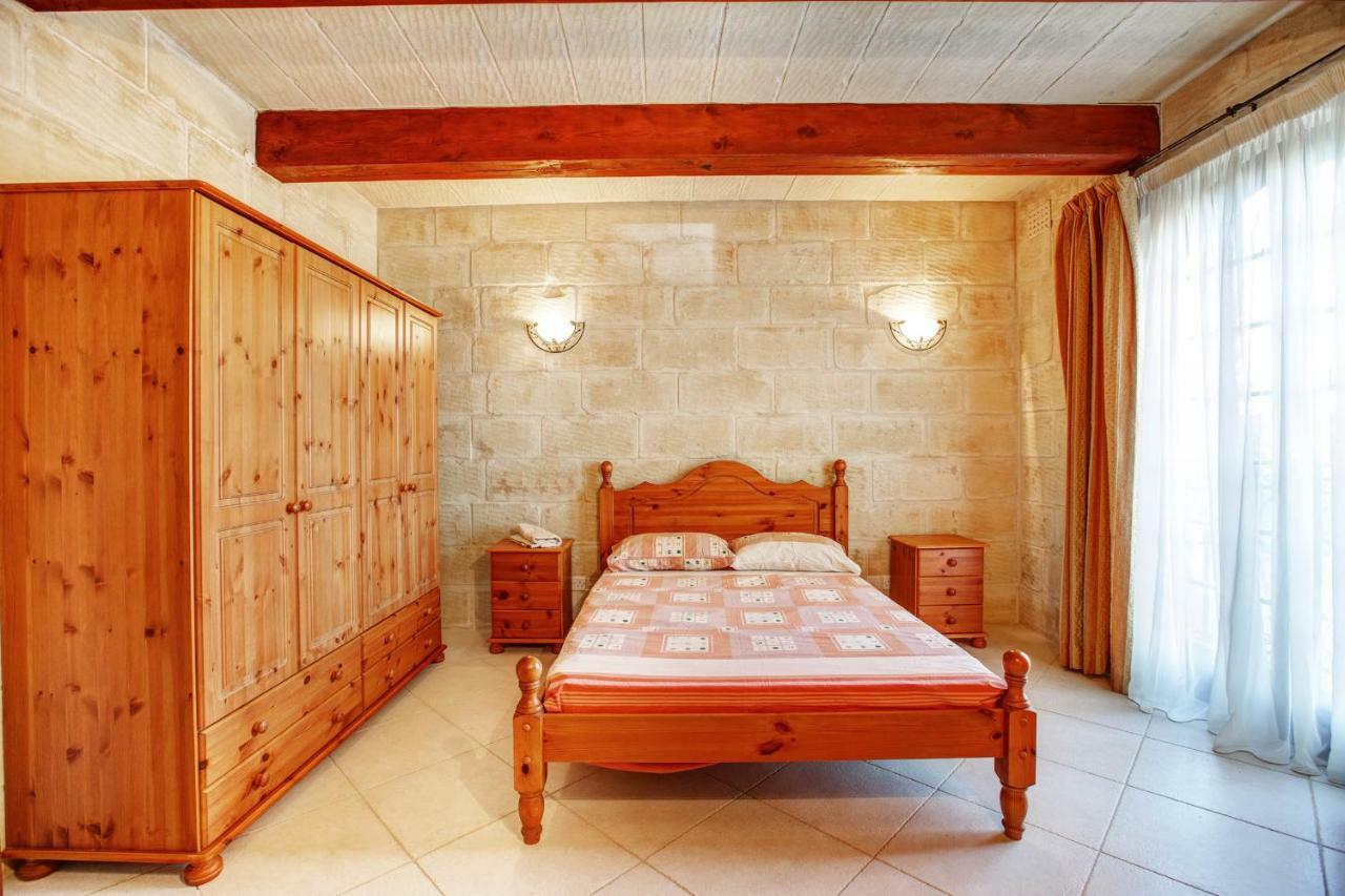 Il-Palma Holiday Farmhouse With Sunny Private Pool In Island Of Gozo Għarb Exterior foto