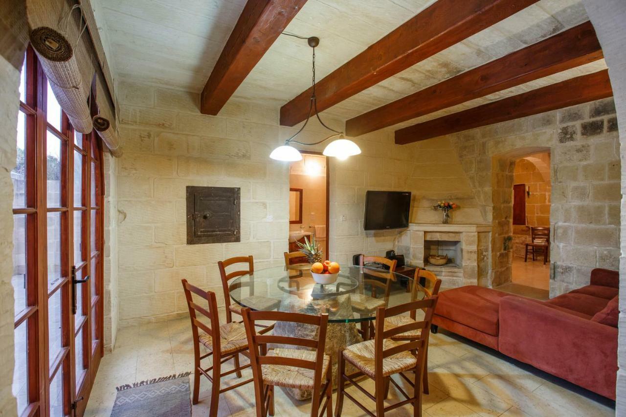 Il-Palma Holiday Farmhouse With Sunny Private Pool In Island Of Gozo Għarb Exterior foto