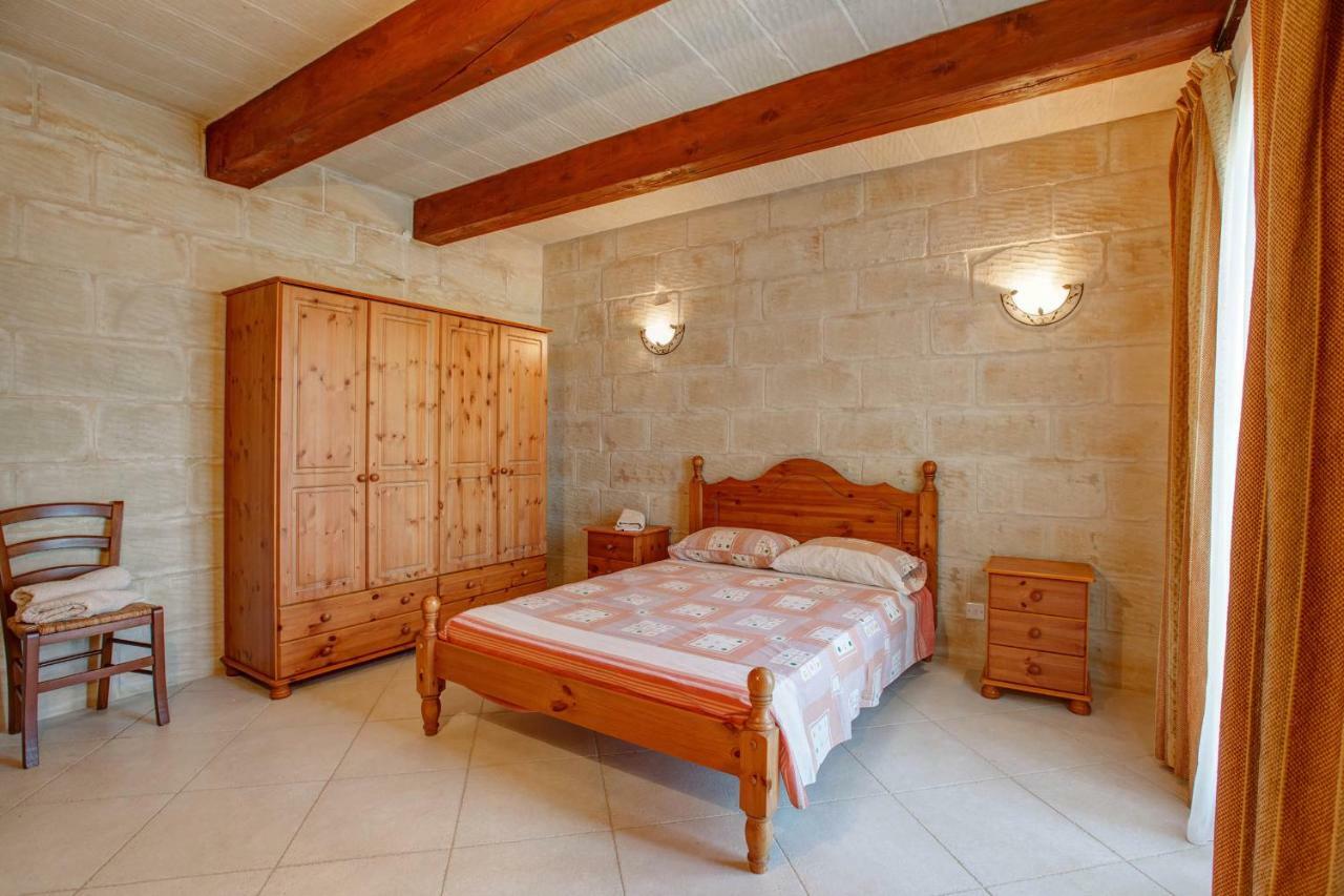 Il-Palma Holiday Farmhouse With Sunny Private Pool In Island Of Gozo Għarb Exterior foto