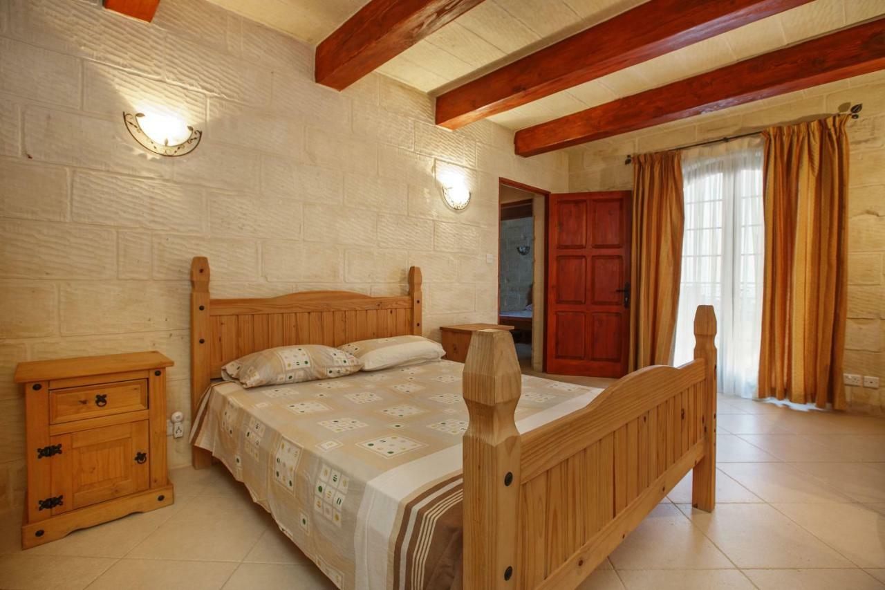 Il-Palma Holiday Farmhouse With Sunny Private Pool In Island Of Gozo Għarb Exterior foto